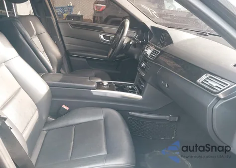 2014 Mercedes-Benz E 350 z USA, uszkodzony, nr VIN WDDHF5KB8EA812344